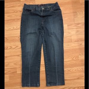GLORIA VANDERBILT Jeans